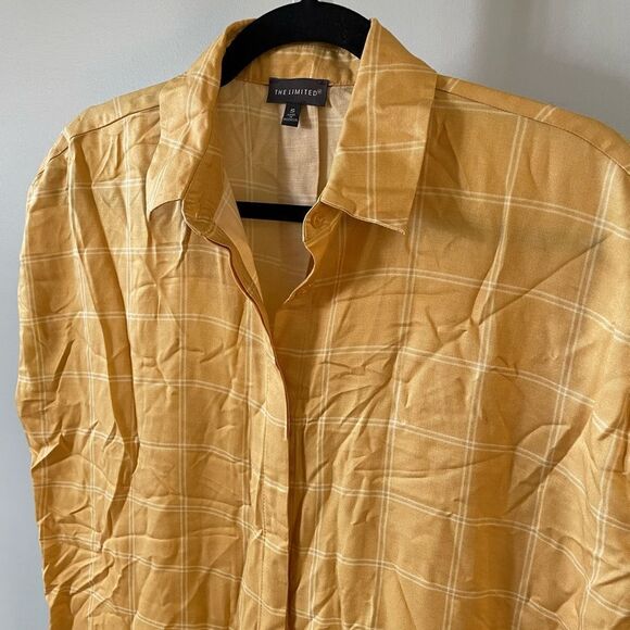 The Limited Yellow Button Down Tunic - Picture 2 of 4